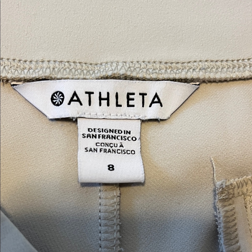 Athleta Endless High Rise Pants
Color-Abalone